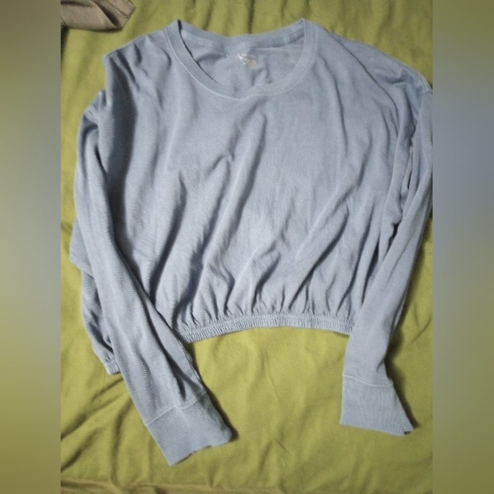 Aerie Light Blue Cropped Sweatshirt